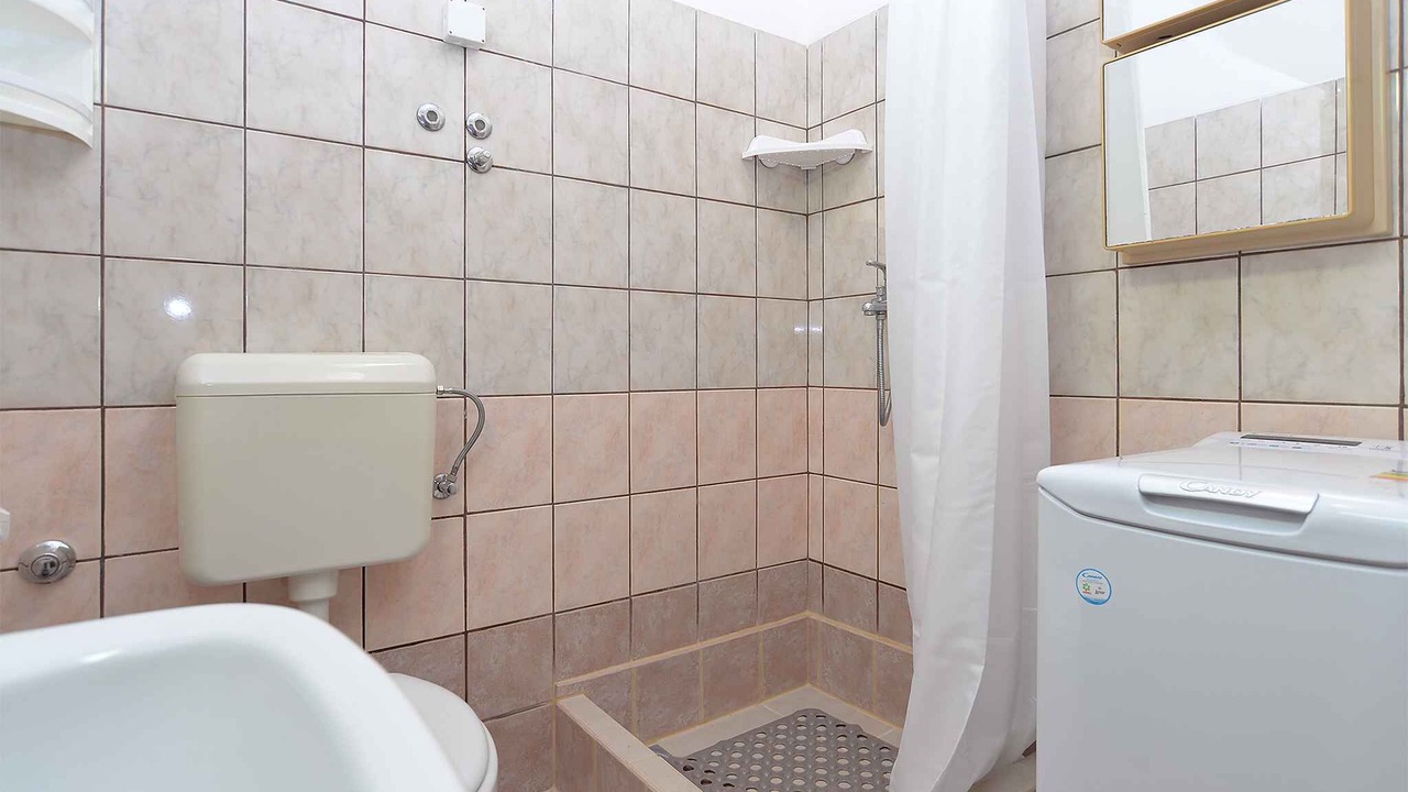 Photo of Bathroom in Valbandon