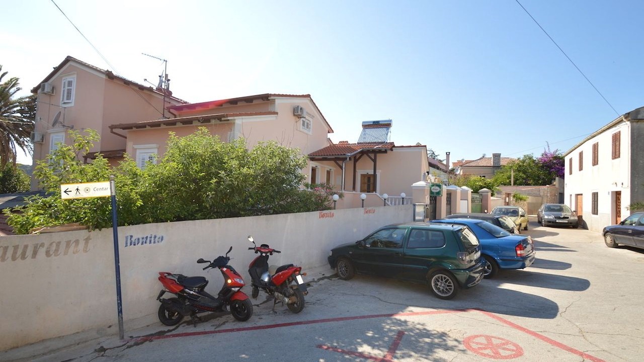 Photo of Outdoor in Cove Murtar