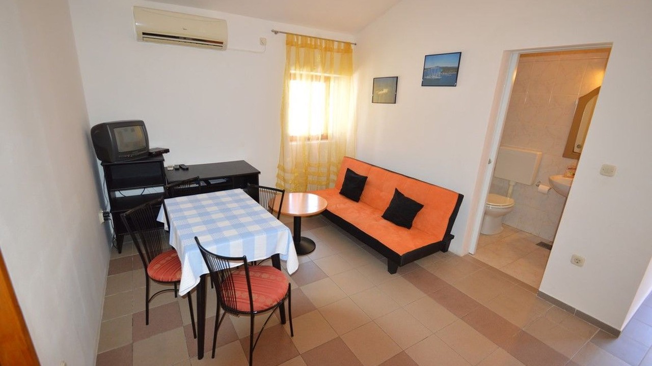 Photo of Livingroom in Cove Murtar