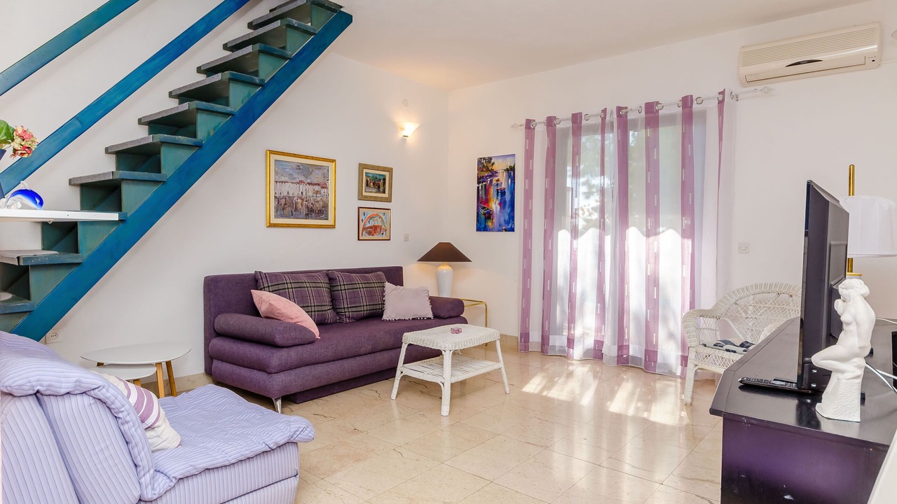 Photo of Livingroom in Okrug Gornji