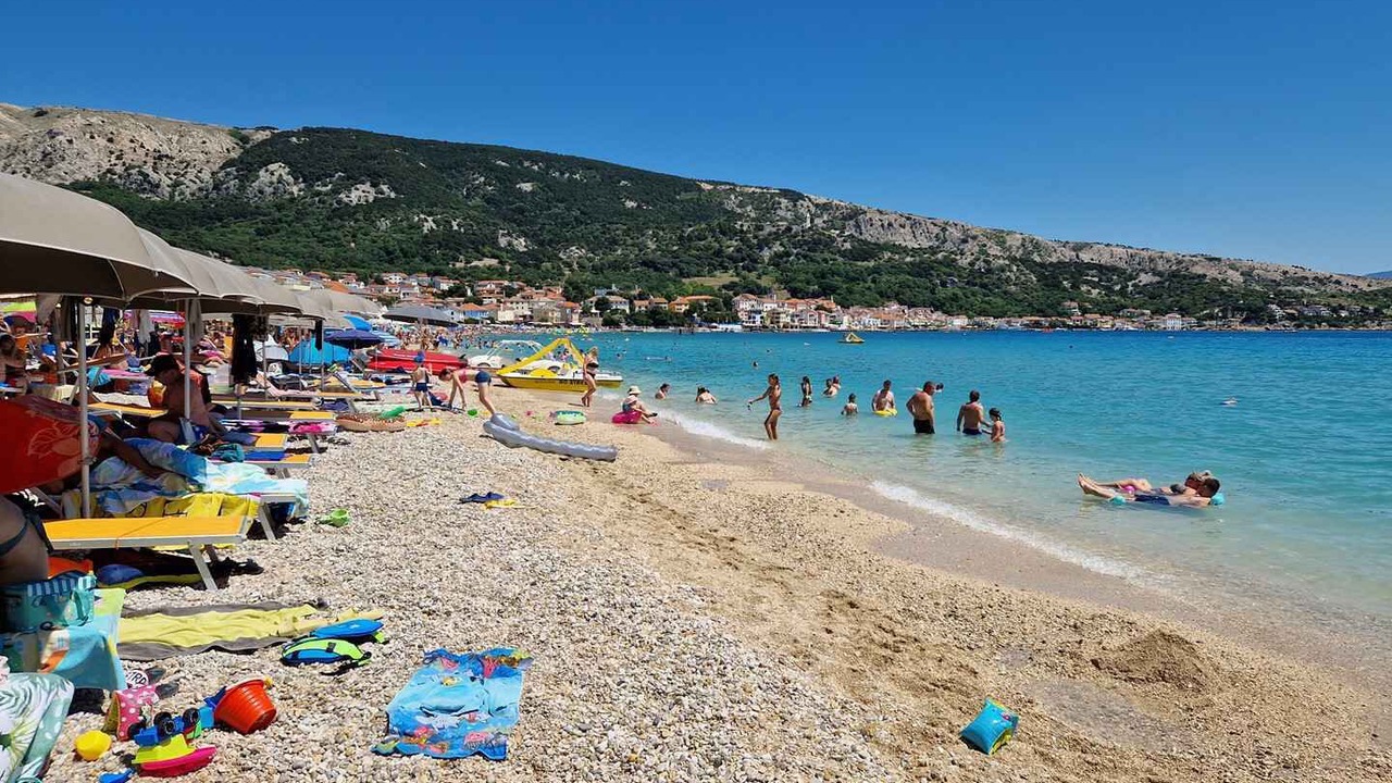 Photo of Others in Baska