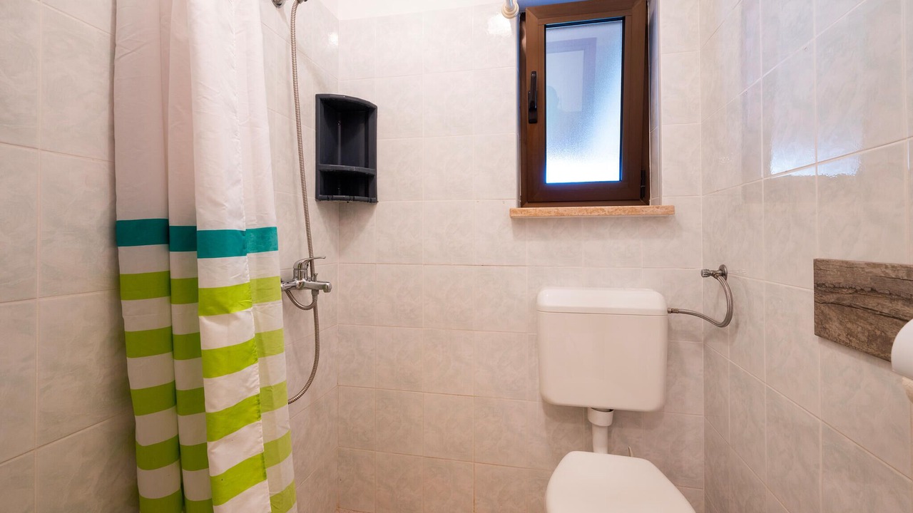 Photo of Bathroom in Sisan