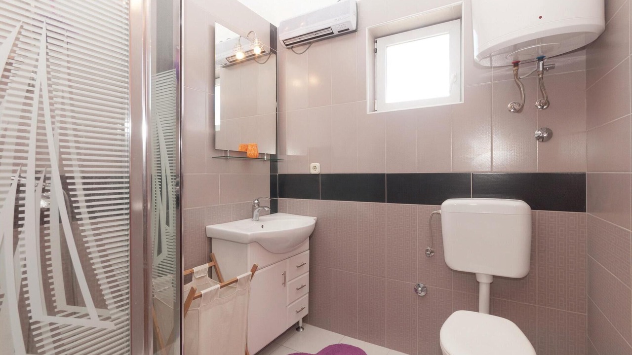 Photo of Bathroom in Pag