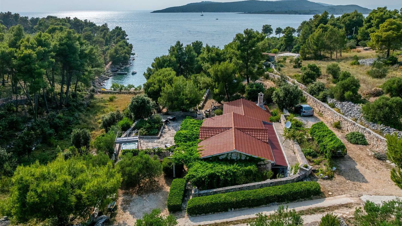 Photo of Outdoor in Cove Osibova (Milna)