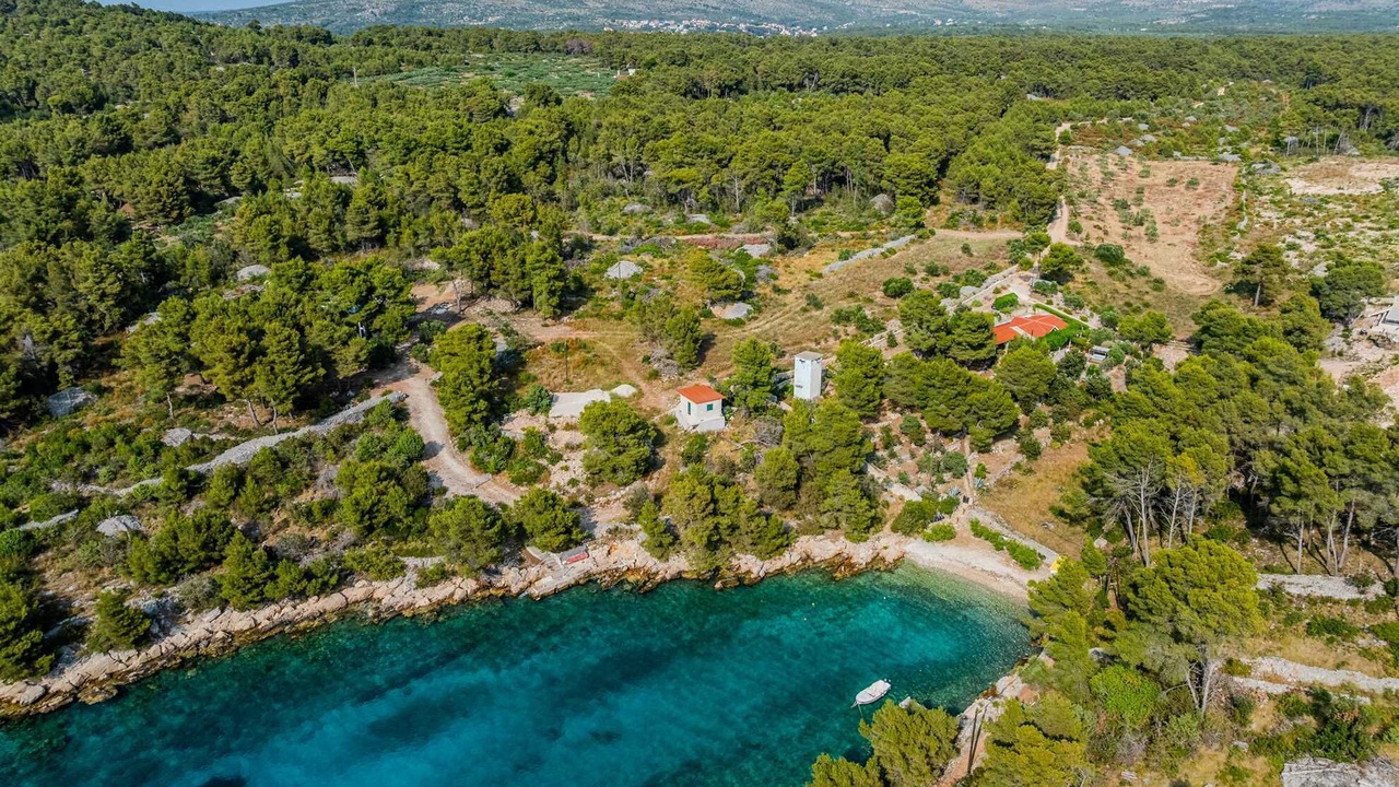 Photo of Outdoor in Cove Osibova (Milna)