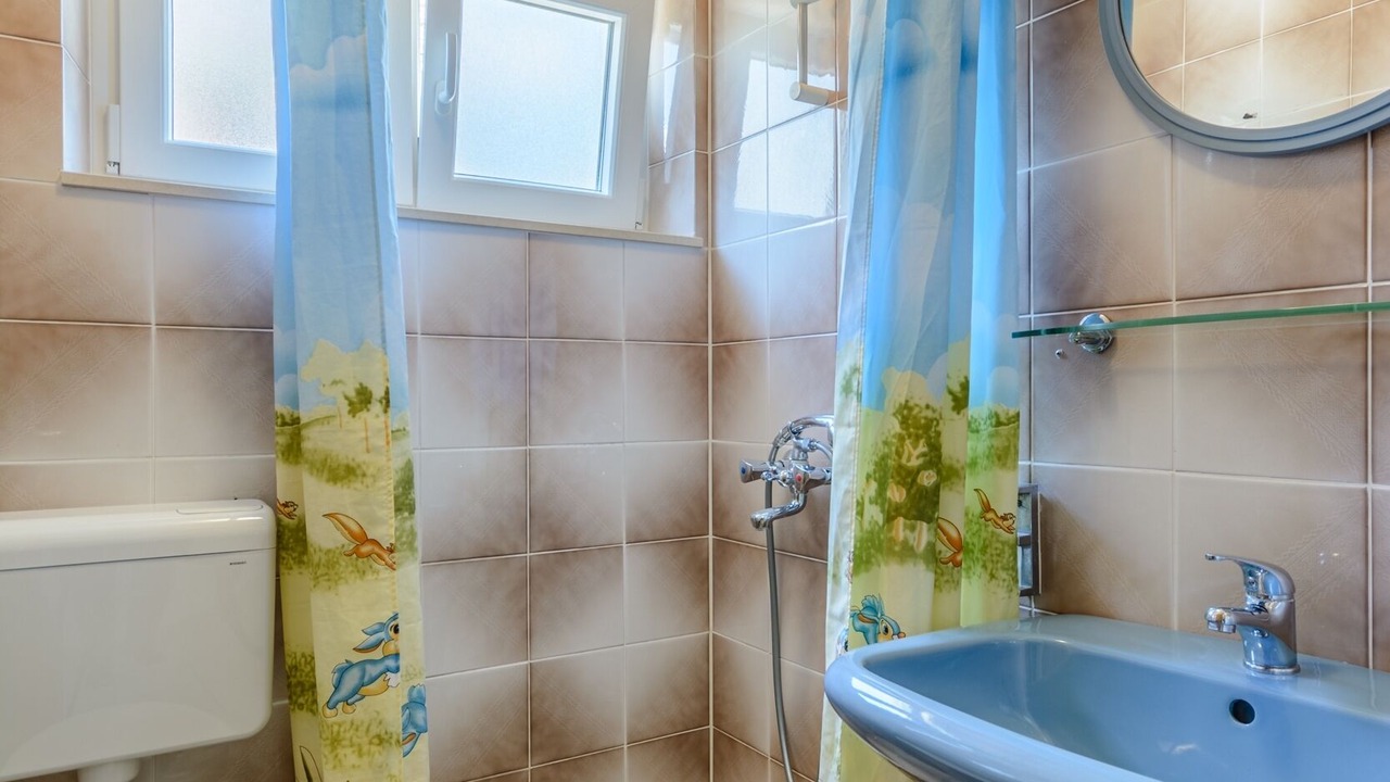 Photo of Bathroom in Sumartin