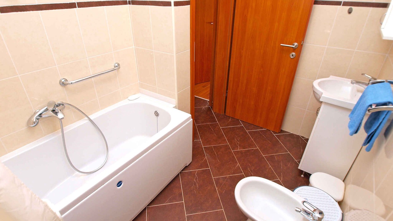 Photo of Bathroom in Gulici