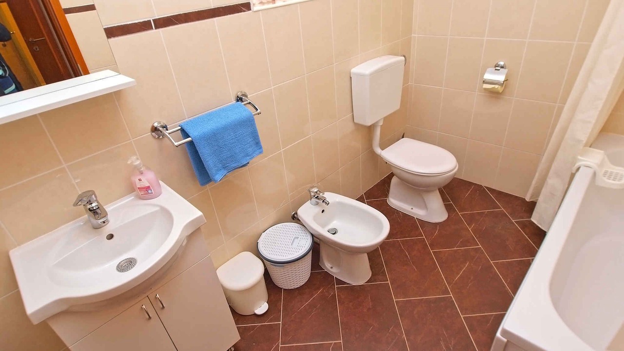Photo of Bathroom in Gulici