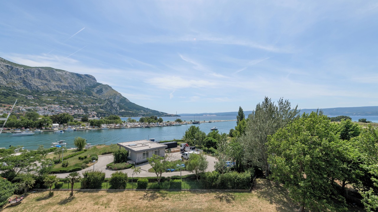 Photo of Others in Omis