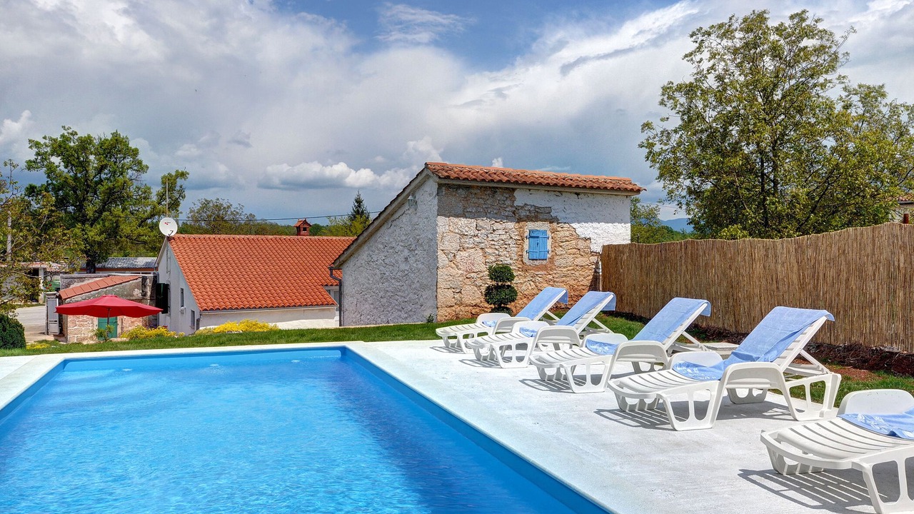 Photo of Outdoor in Gracisce