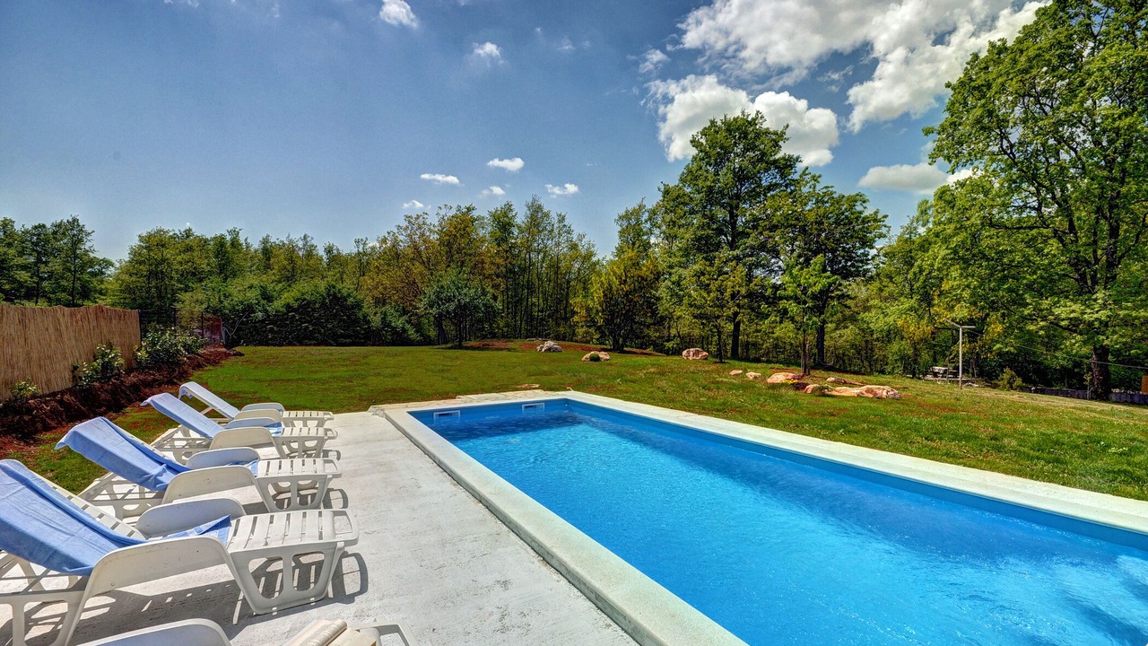 Photo of Outdoor in Gracisce