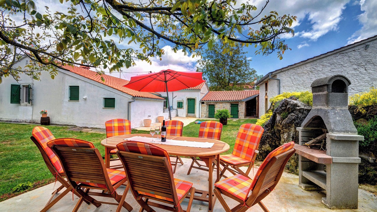 Photo of Outdoor in Gracisce