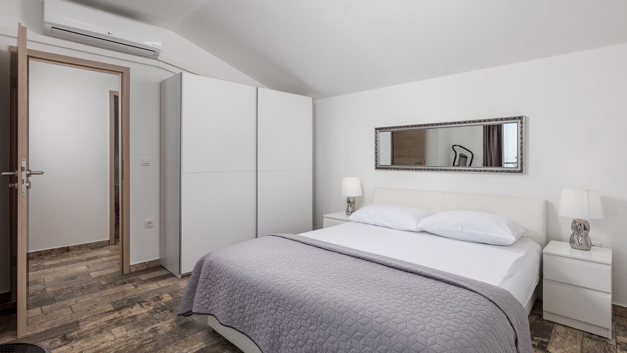 Photo of Bedroom in Sveta Jelena