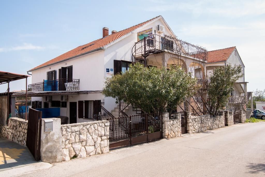 Photo of Outdoor in Okrug Gornji