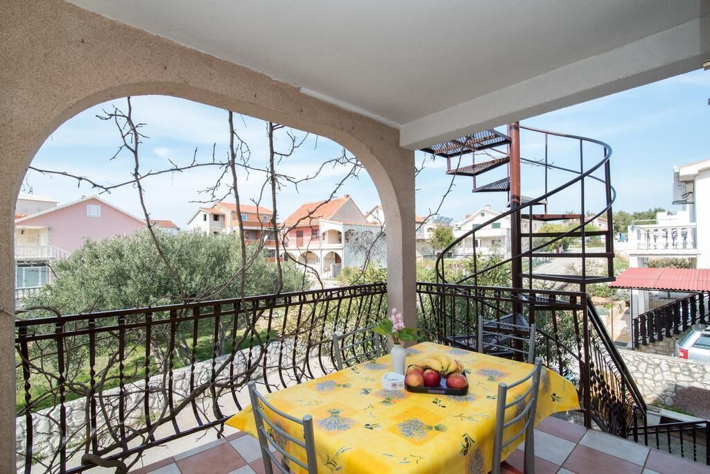 Photo of Patio Balcony in Okrug Gornji