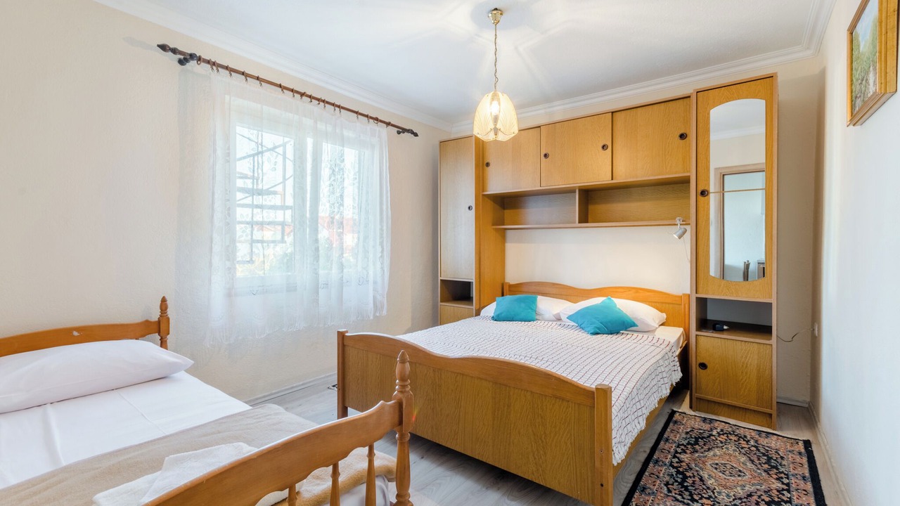 Photo of Bedroom in Okrug Gornji