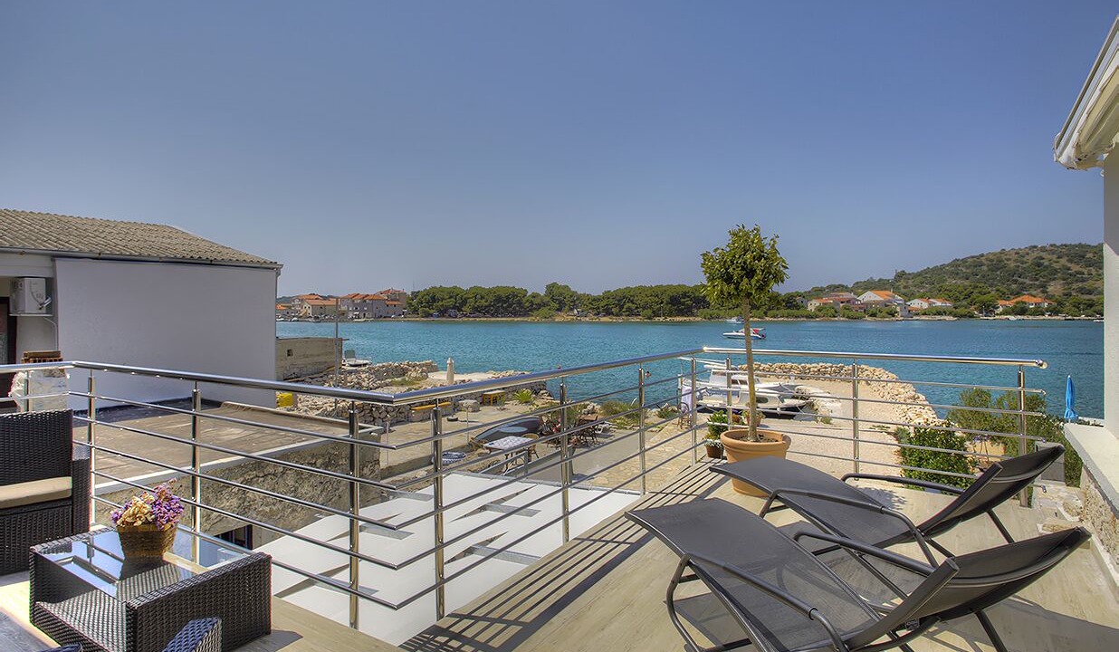 Photo of Patio Balcony in Betina
