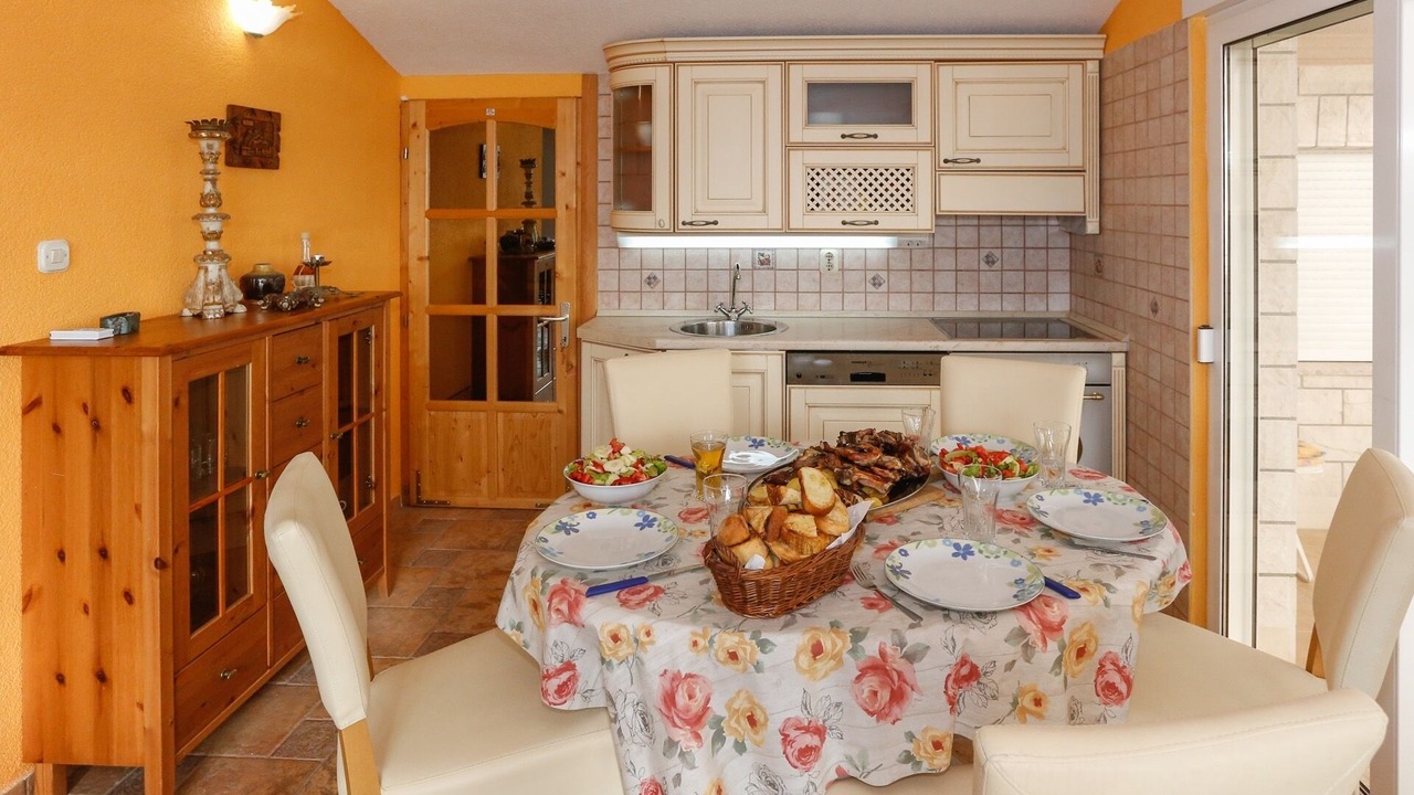 Photo of Bedroom in Okrug Donji