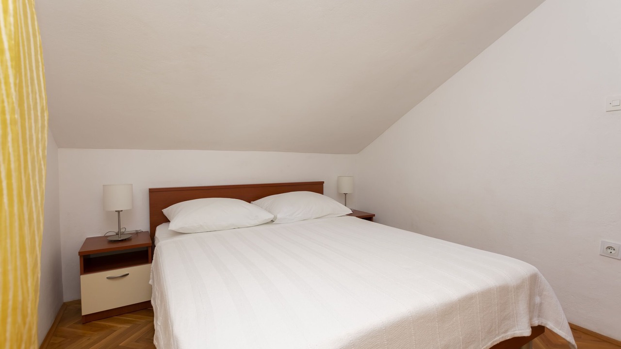 Photo of Bedroom in Okrug Gornji