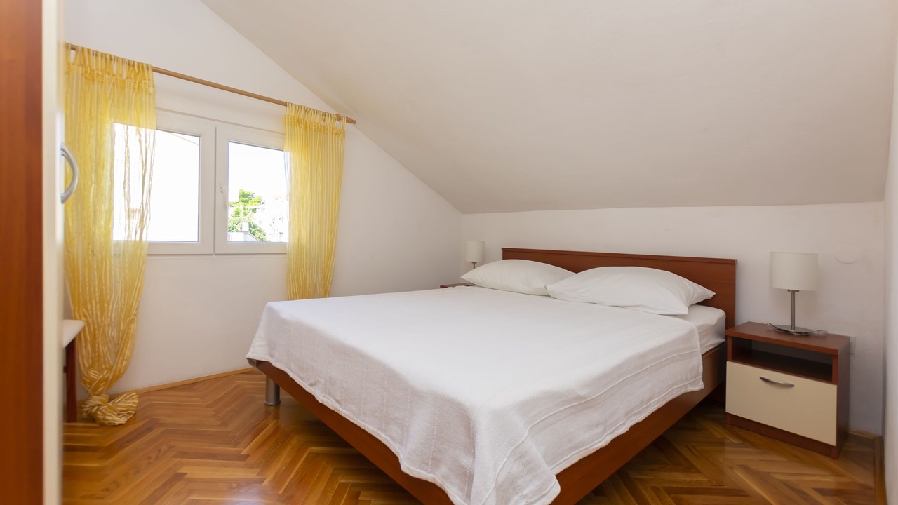 Photo of Bedroom in Okrug Gornji
