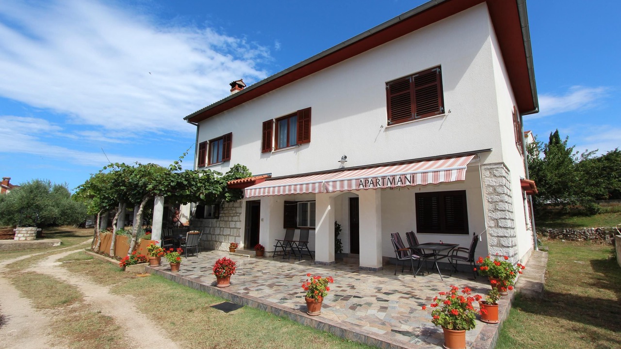 Photo of Outdoor in Borik
