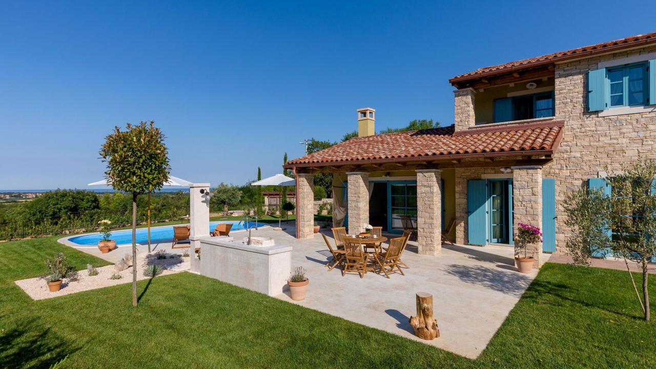 Photo of Outdoor in Vardica