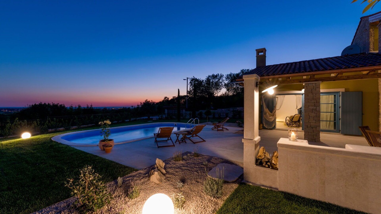 Photo of Outdoor in Vardica