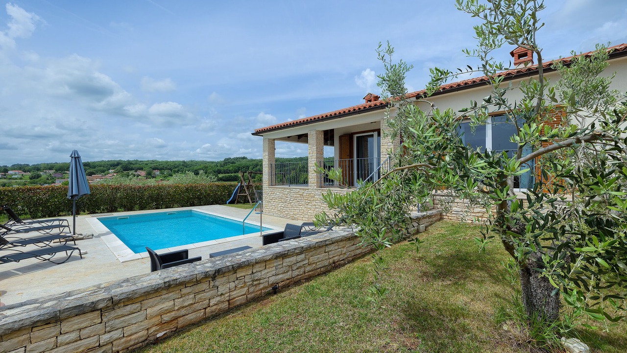Photo of Outdoor in Zminj