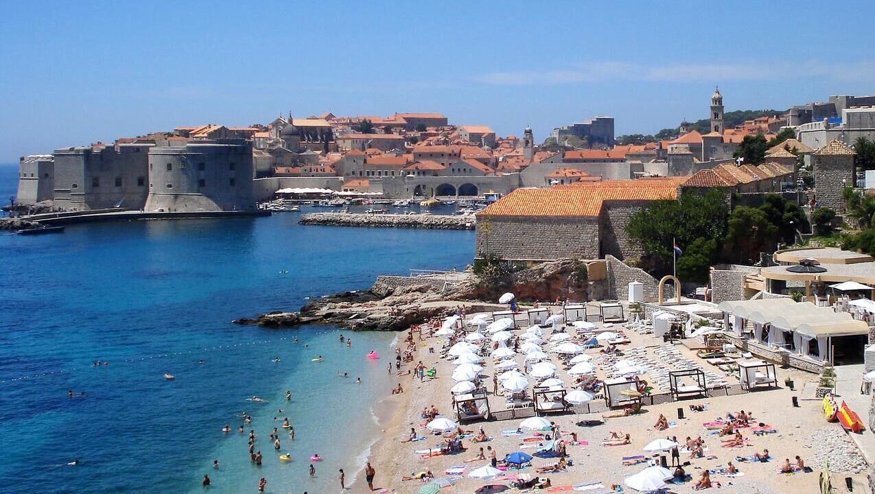 Photo of Others in Ploce