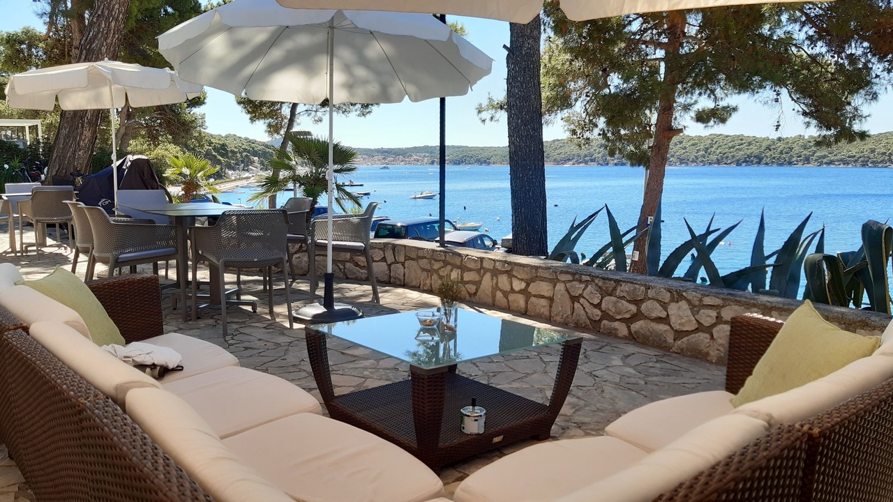 Photo of Outdoor in Cove Murtar