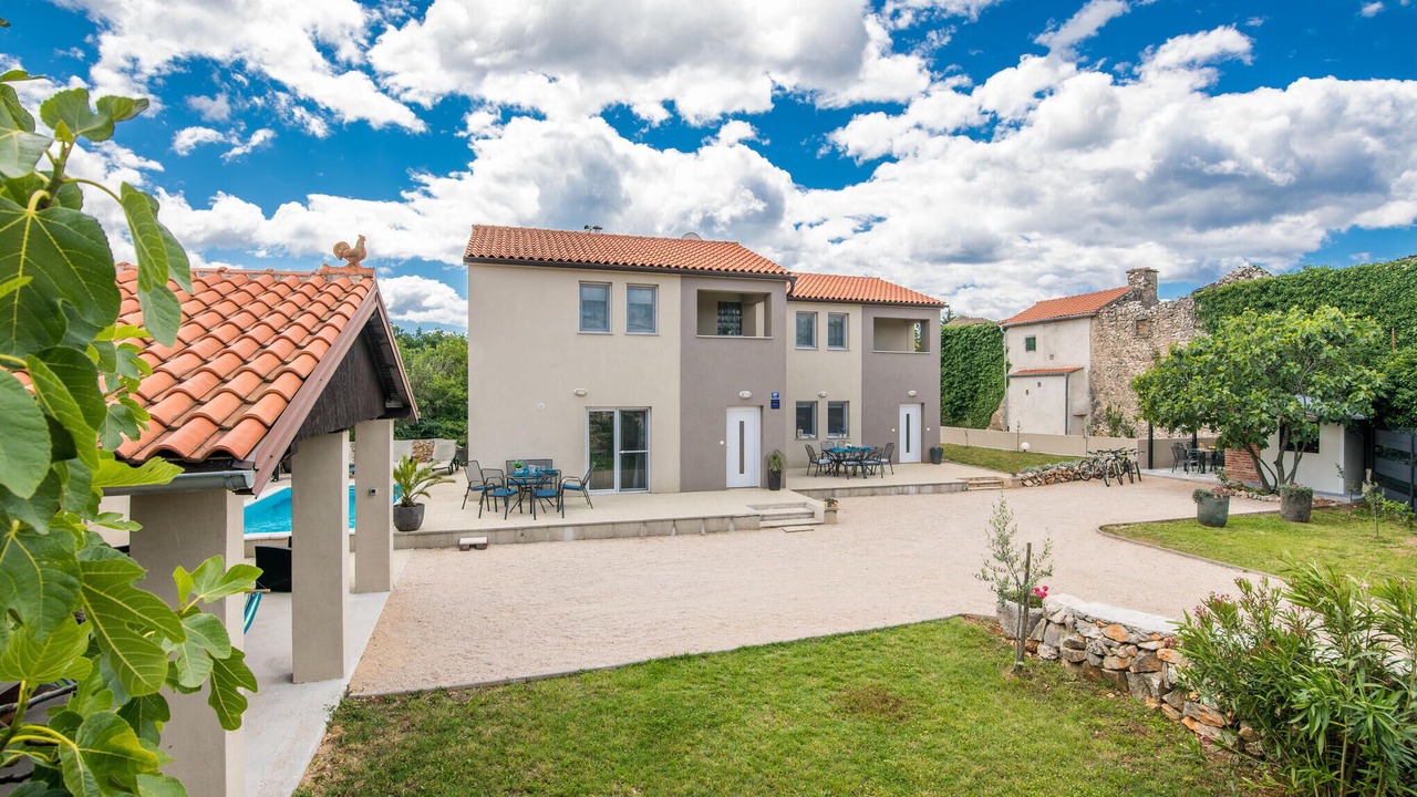 Photo of Outdoor in Kras