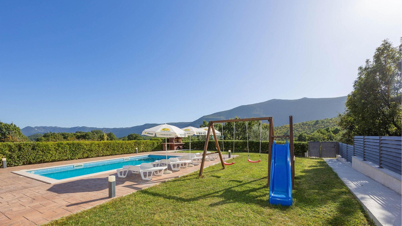 Photo of Outdoor in Ostrvica