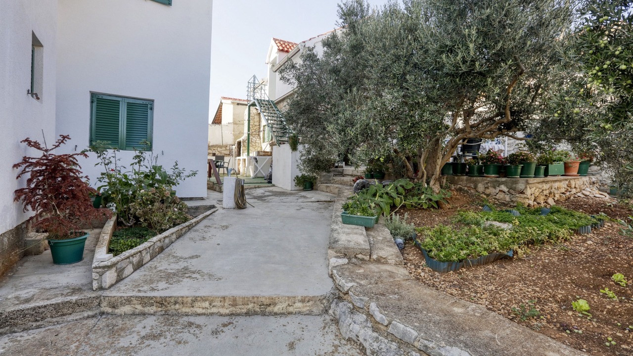 Photo of Outdoor in Jezera