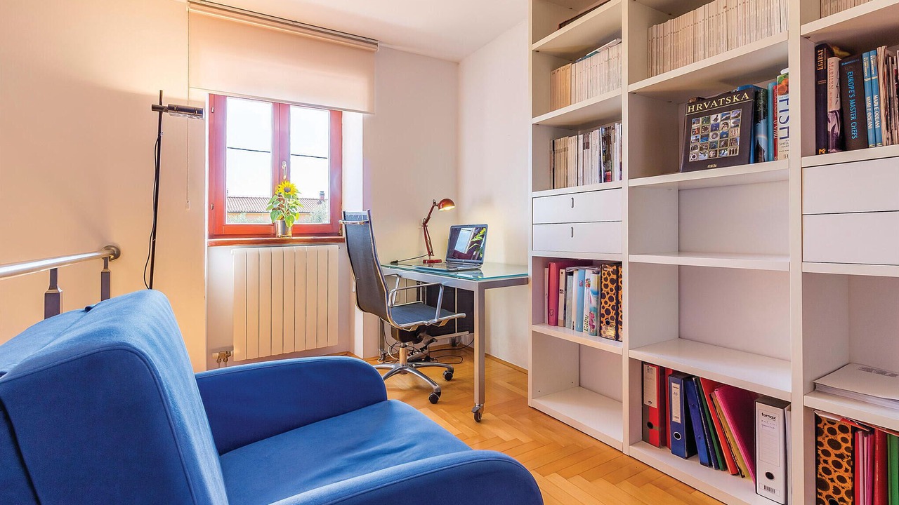 Photo of Bedroom in Sisan