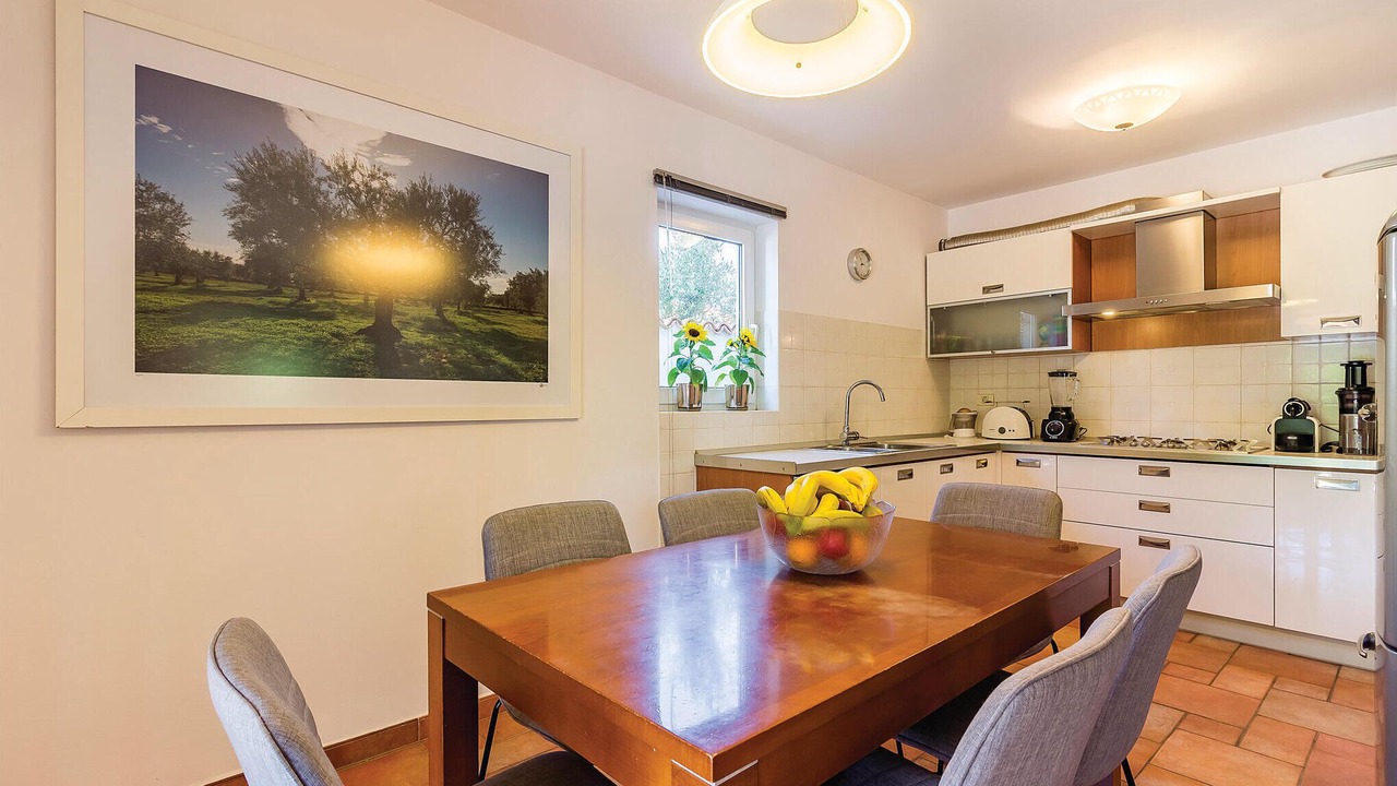 Photo of Bedroom in Sisan