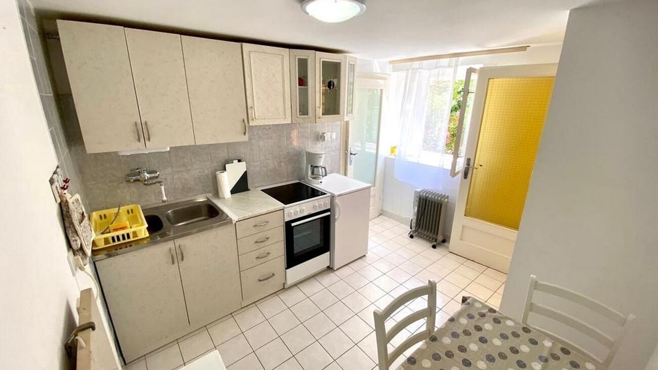 Photo of Livingroom in Cove Murtar