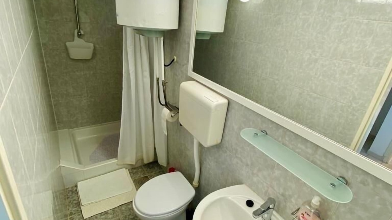 Photo of Bathroom in Cove Murtar