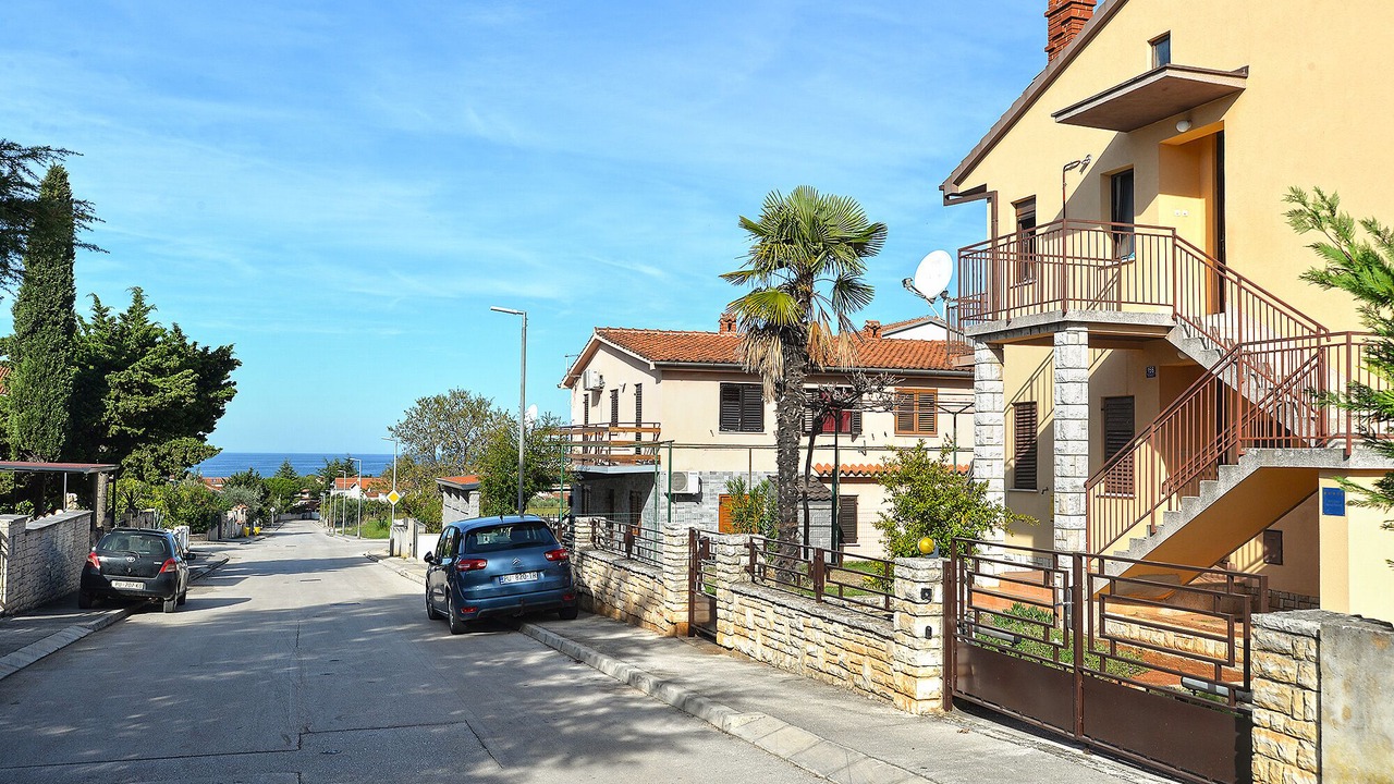 Photo of Outdoor in Peroj