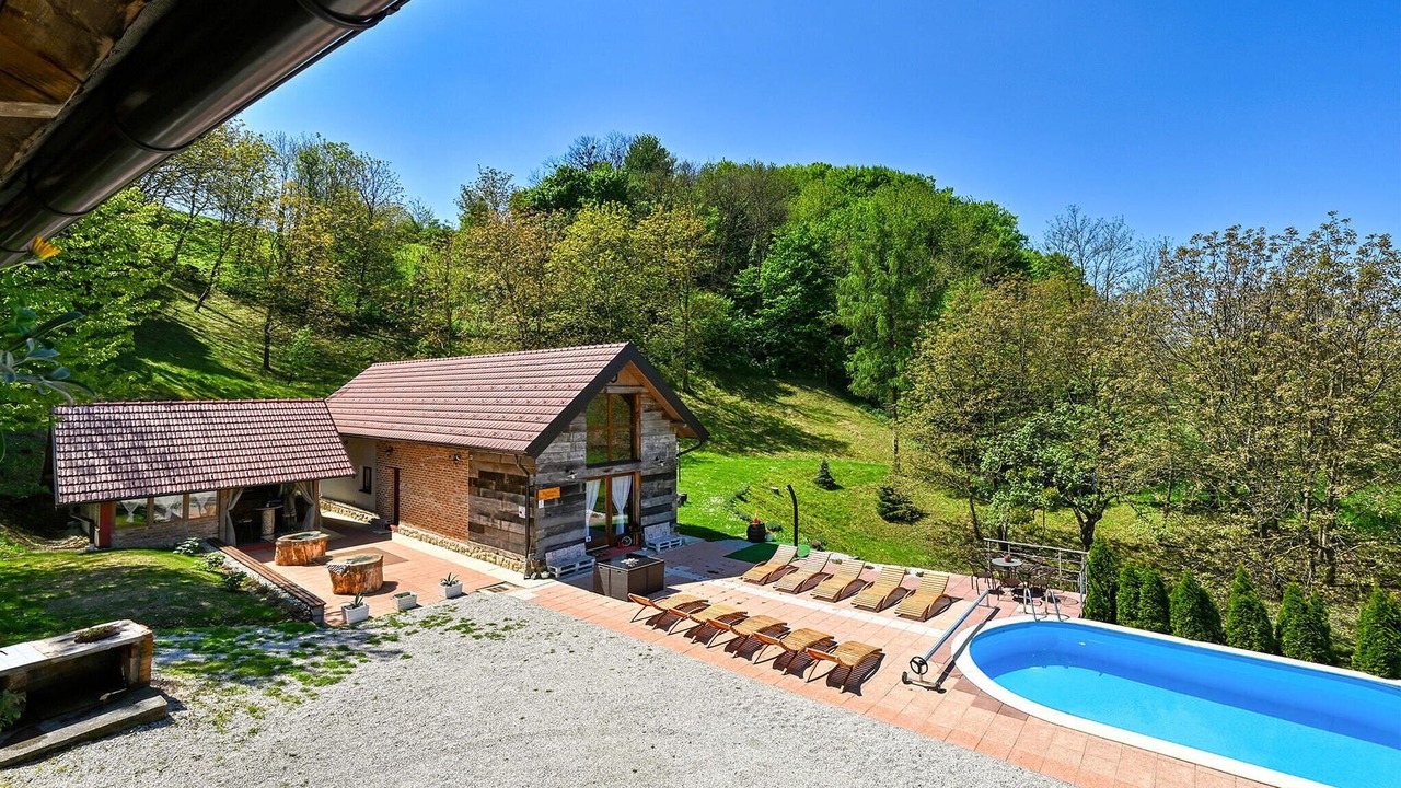 Photo of Outdoor in Mozenec