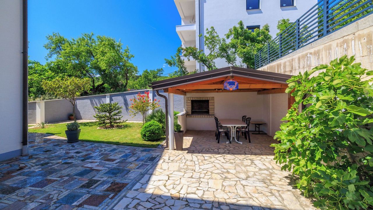 Photo of Outdoor in Povile