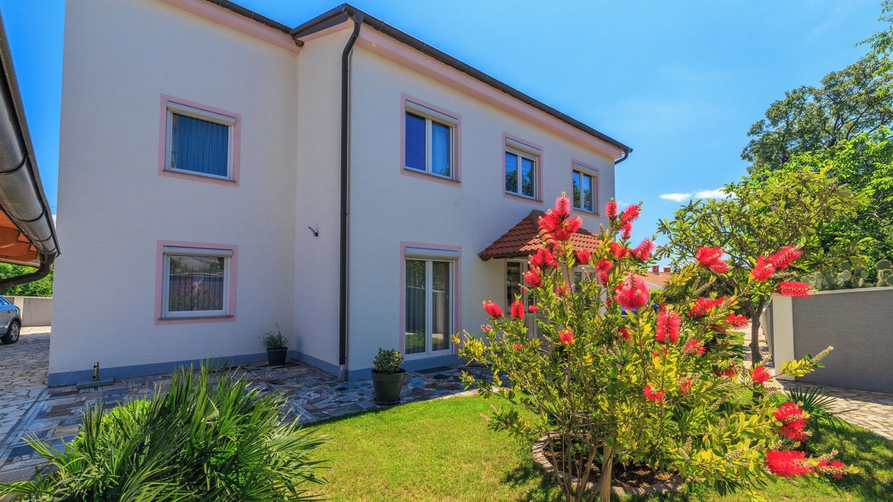 Photo of Outdoor in Povile