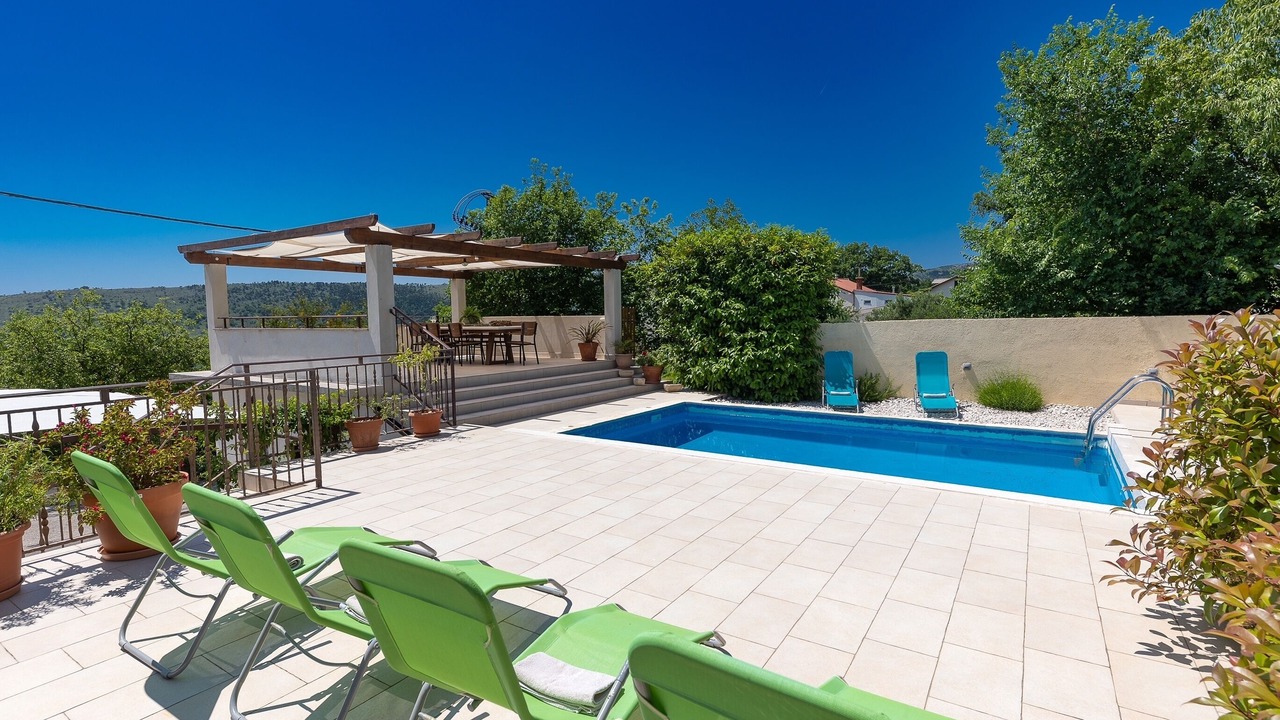 Photo of Outdoor in Bribir
