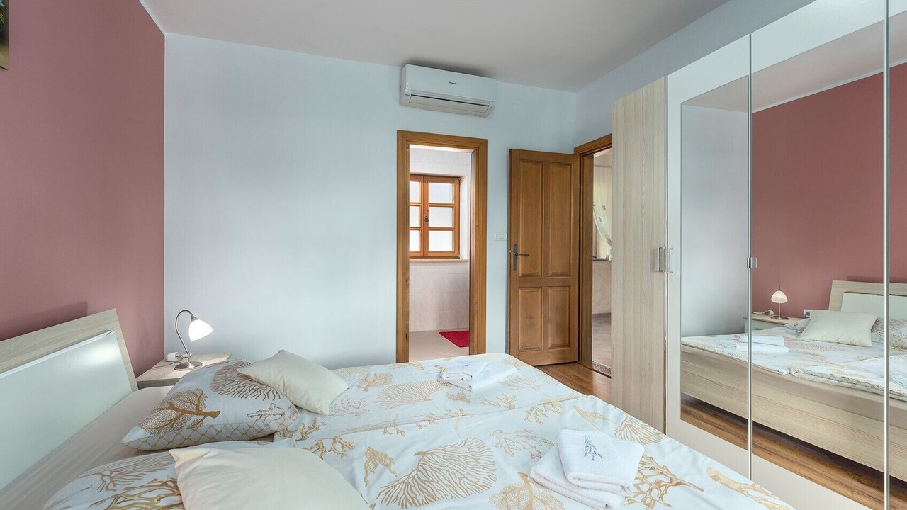 Photo of Bedroom in Kringa