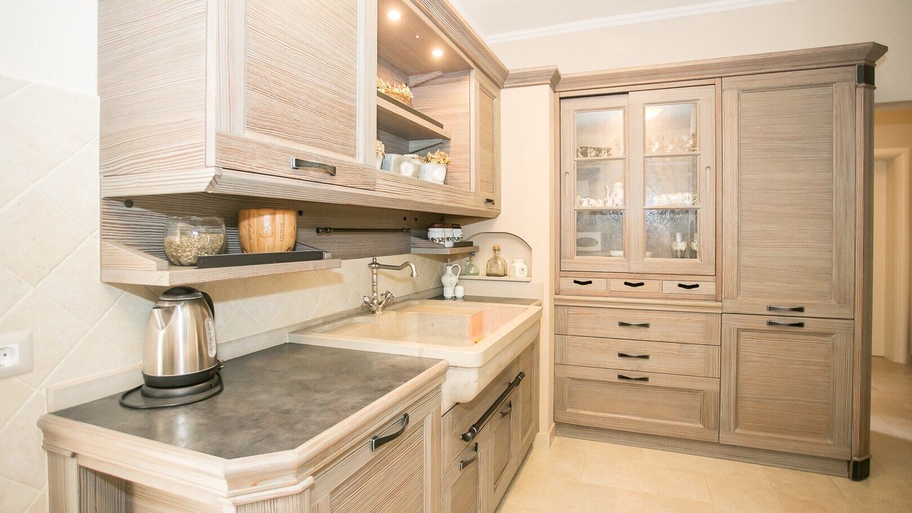 Photo of Kitchen in Tar
