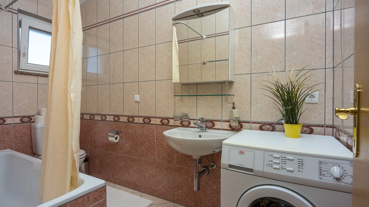 Photo of Bathroom in Antonci