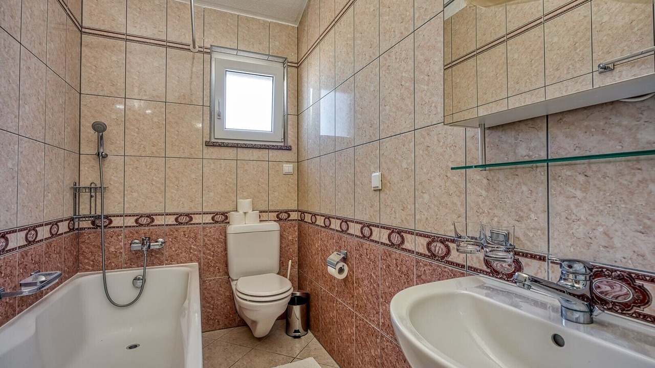 Photo of Bathroom in Antonci