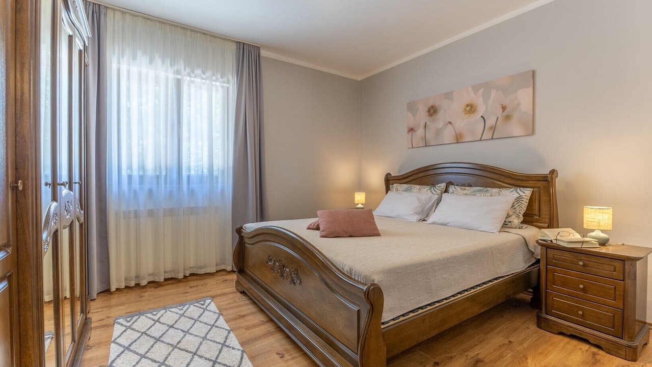 Photo of Bedroom in Tinjan