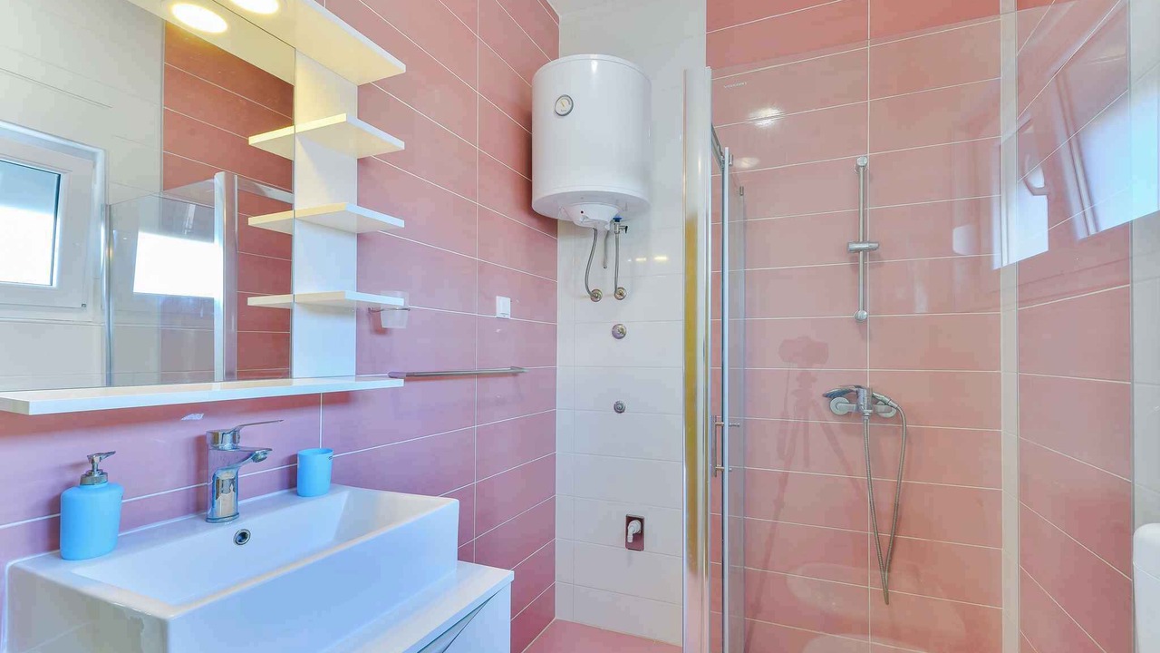 Photo of Bathroom in Vir