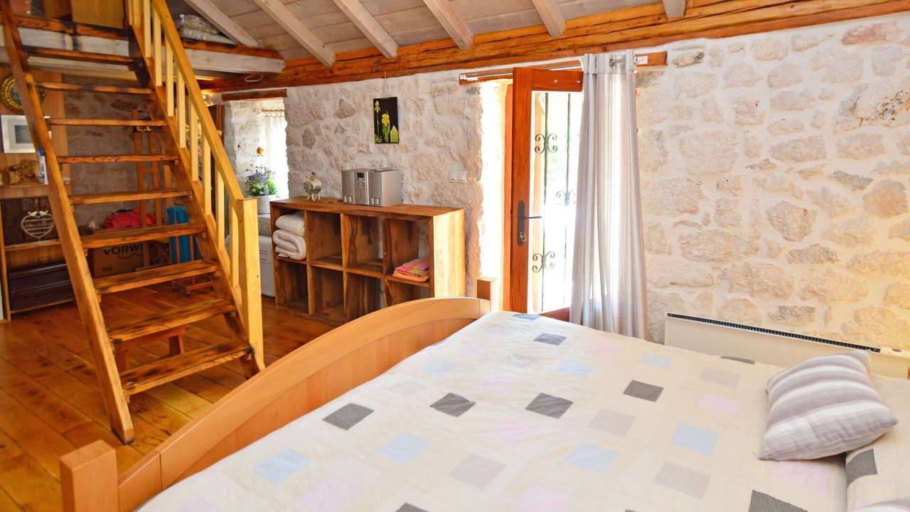 Photo of Bedroom in Seget