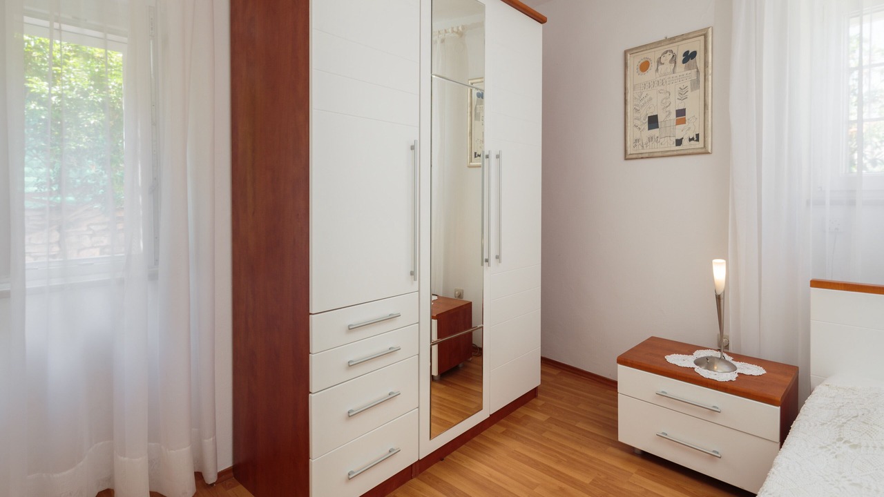 Photo of Bedroom in Sutivan